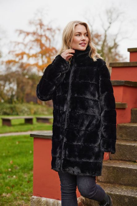 Hovedbilde Normann sort fuske pels jakke