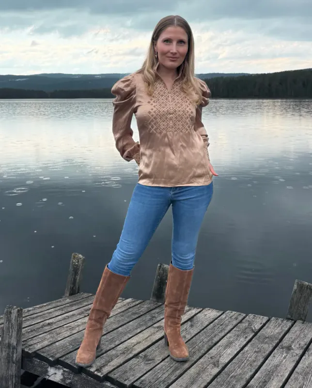 Nordlys blusen champagnebluse